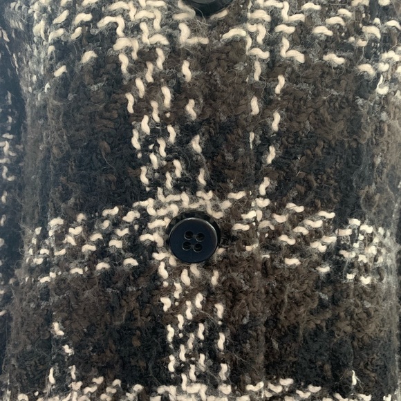 I Madison Black and White Plaid Big Collar Wool Blend Coat - Picture 3 of 12